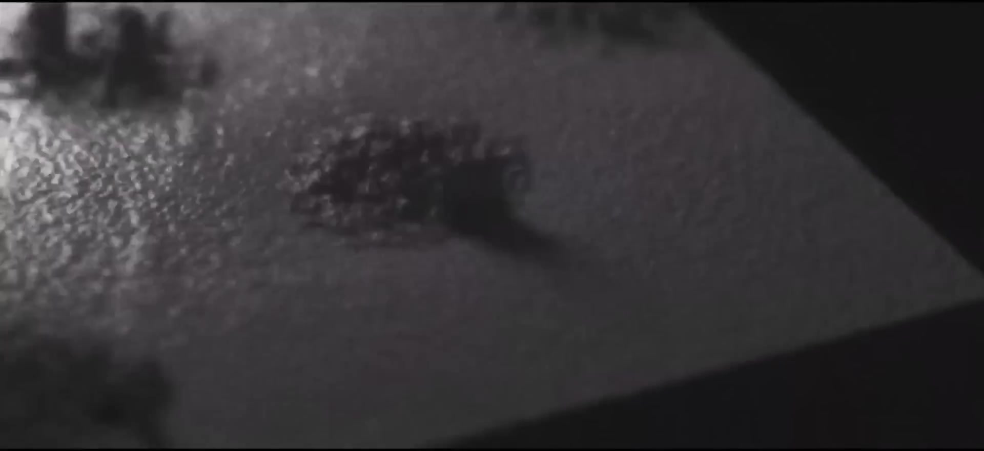 Spacetime wrinkles formation